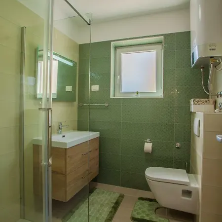 Guesthouse Maver 3*